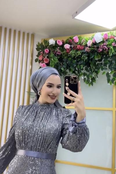 Kolu Kuşaklı Payet Abiye Gri