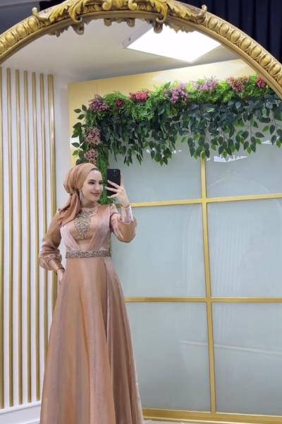 Önü Taşlı Kemerli Nostalji Abiye Bal