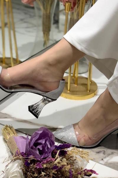 Simli Topuklu Ayakkabı Gri