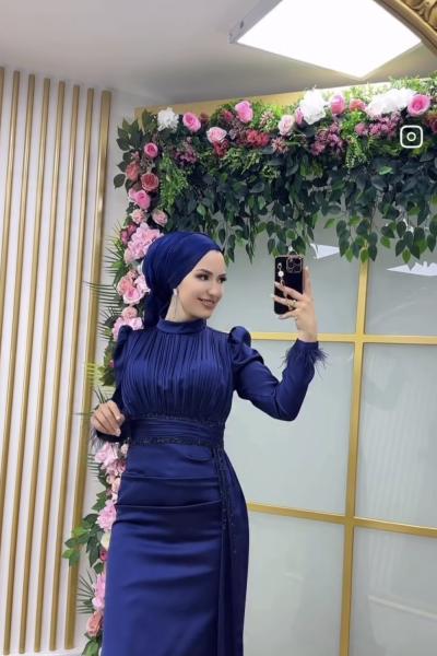 Zehra Abiye Lacivert